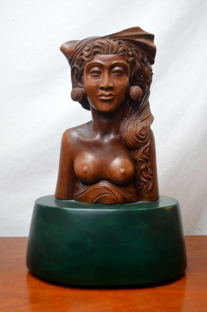 MUJER BALI