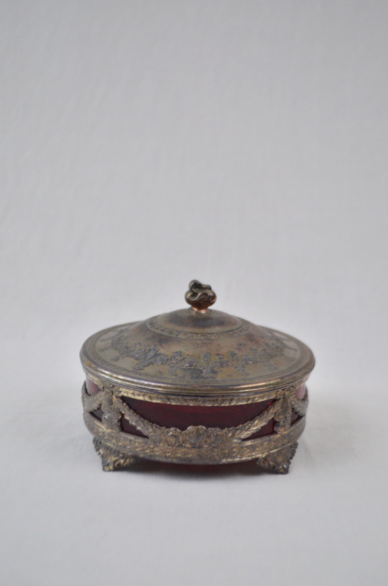 CAJA DE CRISTAL BOHEMIA RUBÍ